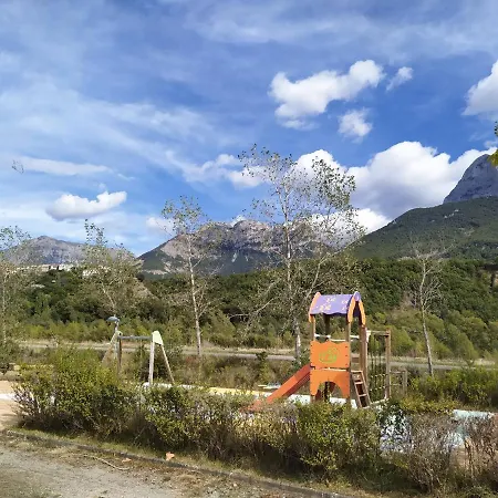 Casa Modesto * Эскалона